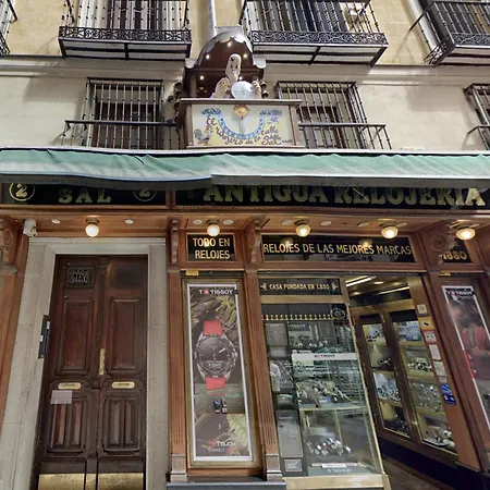 Lovely Apartments - Increible Loft En El Corazon De Madrid-3